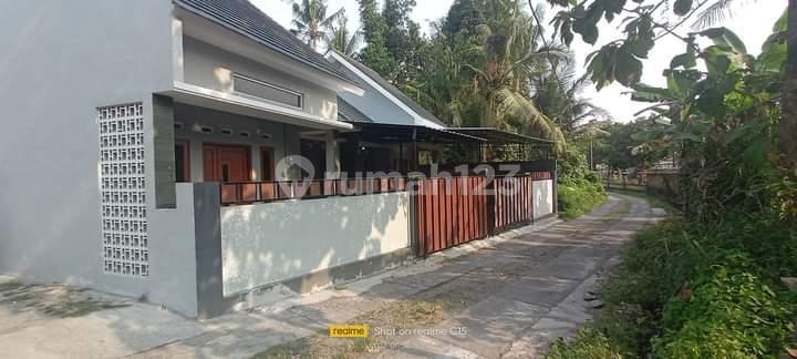 For Sale Beautiful House in a Cluster in Sumberadi, Mlati, Sleman