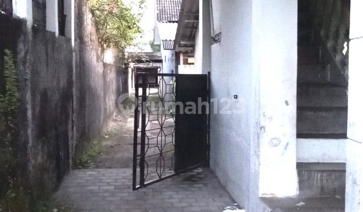 Dijual Rumah Tanah Luas di Jetis, Wedomartani, Ngemplak, Kabupaten Sleman