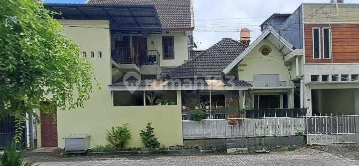 For Sale: Main House and Boarding House in a Strategic Location Within a One Gate System Housing Complex, Jakal Km.13 Near UII. 2