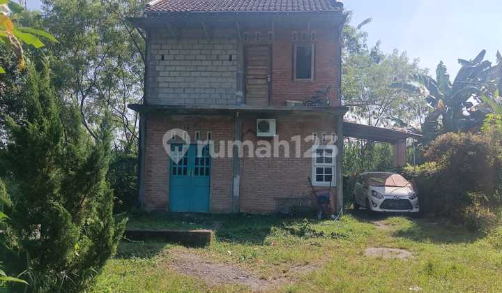 Dijual Rumah Cantik 2 Lantai, Halaman Luas, di Pakem, Sleman, Dekat UII Dijual Rumah Cantik 2 Lantai, Halaman Luas, di Pakem, Sleman, Dekat UII