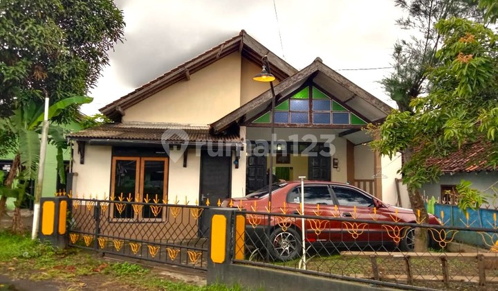 Dijual Rumah di Trihanggo, Gamping Sleman, Dekat UNISA dan West Lake Dijual Rumah di Trihanggo, Gamping Sleman, Dekat UNISA dan West Lake