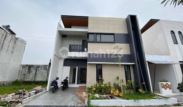 Rumah Mewah Modern Dalam Cluster Perumahan One Gate System Daerah Sendangadi, Mlati, Sleman Rumah Mewah Modern Dalam Cluster Perumahan One Gate System Daerah Sendangadi, Mlati, Sleman