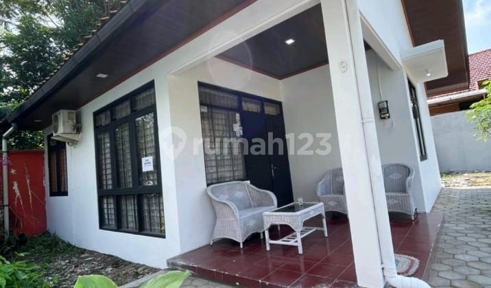 For Sale: House with Spacious Land, Ideal for Business on Menteri Supeno Street, Yogyakarta