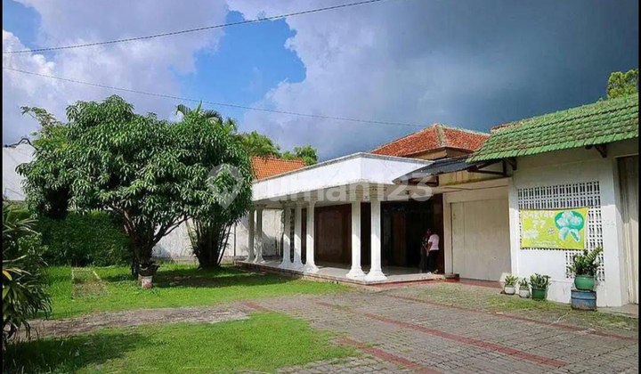 For Sale Spacious House, Highly Strategic Location on Timoho Street, Jogja City