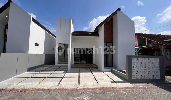 Rumah Modern Smart Home + Furnished dekat Polres Sleman, Pemda Sleman Rumah Modern Smart Home + Furnished dekat Polres Sleman, Pemda Sleman