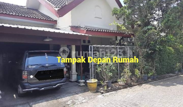 For Sale House in a One Gate System Housing Complex on Jalan Kaliurang Km 10, Ngaglik Sleman 2