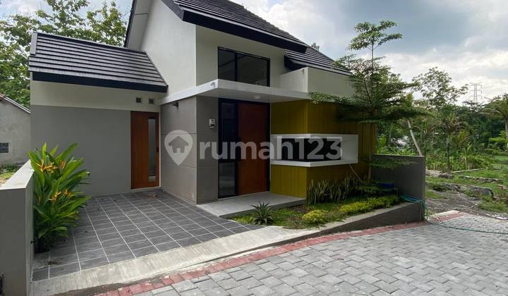 RUMAH CANTIK MURAH COCOK UNTUK KELUARGA MUDA DI BANTUL JOGJA