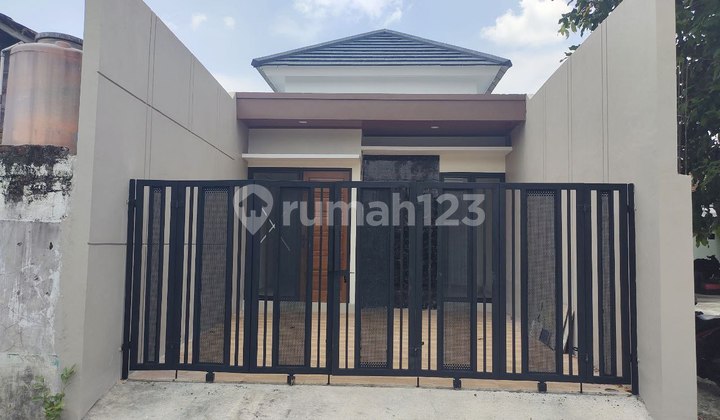 RUMAH CANTIK MINIMALIS MODERN DI PURWOMARTANI DEKAT JL JOGJA-SOLO
