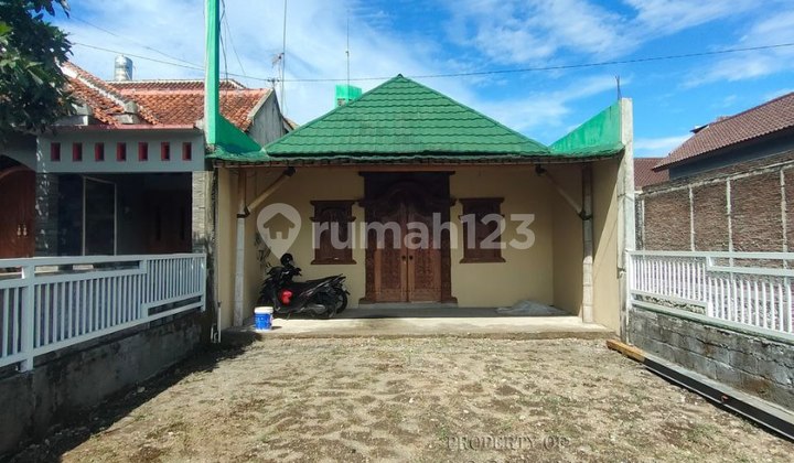 TEMPAT USAHA STRATEGIS LUAS COCOK UNTUK CAFE RESTO DIBANTUL JOGJA TEMPAT USAHA STRATEGIS LUAS COCOK UNTUK CAFE RESTO DIBANTUL JOGJA