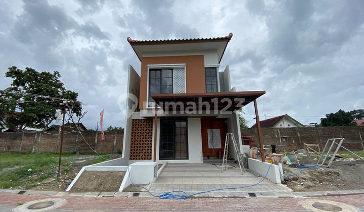 RUMAH VILLA ONE GATE SYSTEM DI JANTUNG KOTA JOGJA DEKAT MALIOBORO