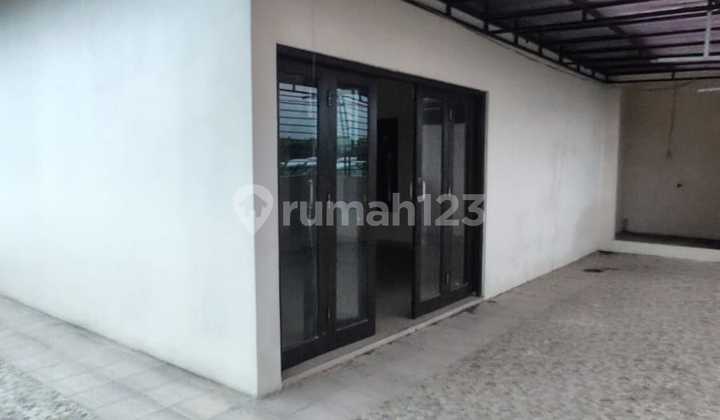 Rumah 2 Lantai Strategis Pinggir Jalan Dekat Jl Paris Jogja 2