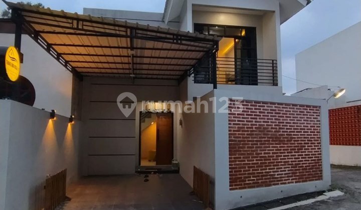 Ready-to-Occupy Villa House with Private Pool in Gamping Jogja Housing 2
