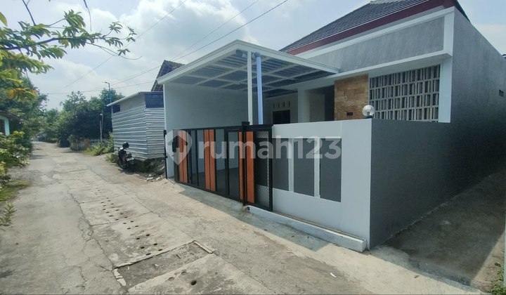 Rumah Modern Strategis Dekat Jl Imogiri Pusat Kuliner Sate Jogja 2