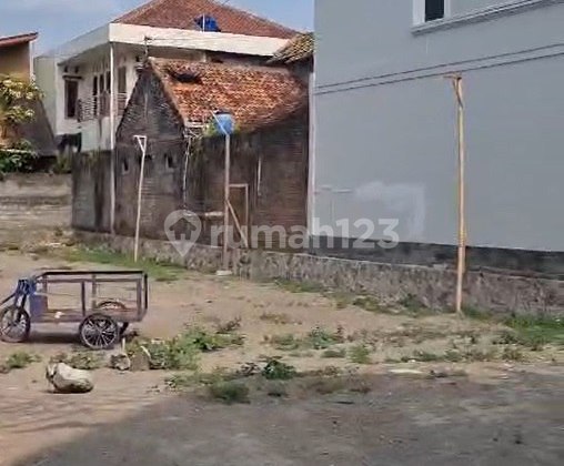 SPACIOUS LAND IN KOTAGEDE SUITABLE FOR RESIDENCE AND BOARDING HOUSES IN YOGYAKARTA CITY