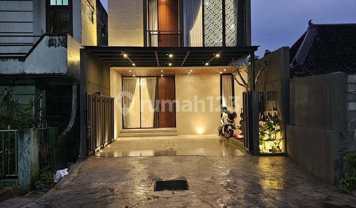 Rumah Mewah Fully Furnished Dekat Kampus Ugm Jogja Rumah Mewah Fully Furnished Dekat Kampus Ugm Jogja