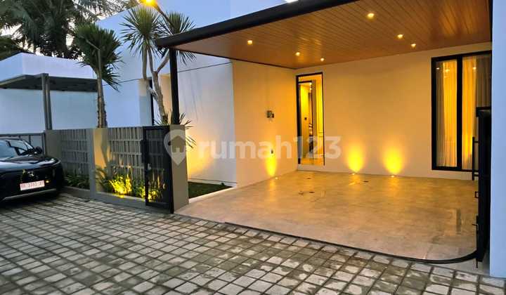 New Modern Contemporary Fully Furnished House on Jl Kaliurang, Jogja 2