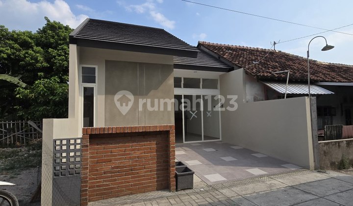 Rumah Modern Minimalis Siap Huni Murah Di Pusat Kotagede Jogja Rumah Modern Minimalis Siap Huni Murah Di Pusat Kotagede Jogja
