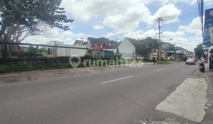 Premium Location Land for Rent, Spacious Yard, Seturan Sleman Yogyakarta.
