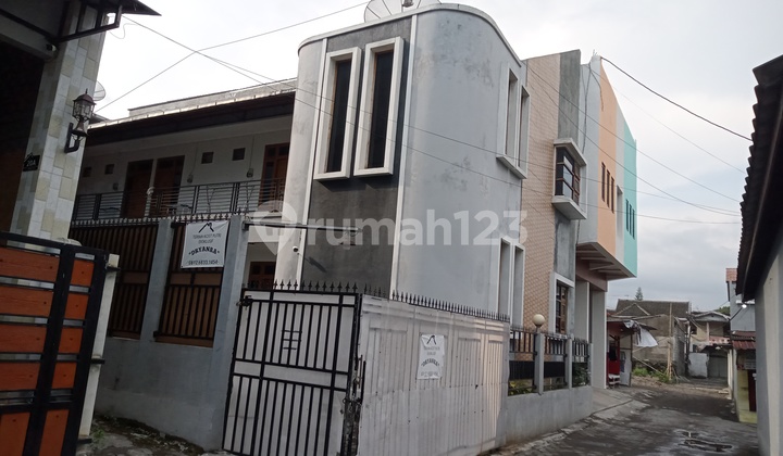 Dijual Kost Ekclusive 3 Lantai Dimaguwoharjjo Ring 1 Upn Jogja