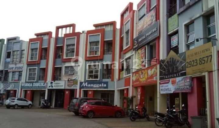 For Rent: Newton Shophouse for Boarding House Business Near UMN Gading Serpong Campus