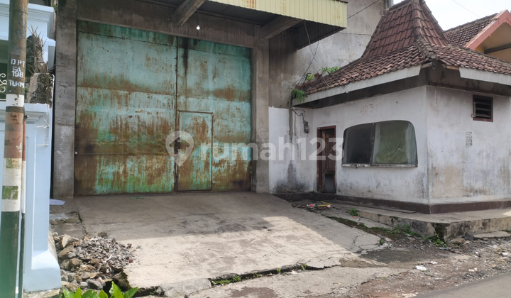 Warehouse for Sale, Dhoho-Dampit Street (RB) Warehouse for Sale, Dhoho-Dampit Street (RB)