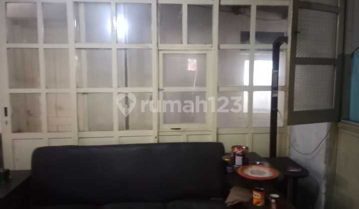 Rumah Sewa, Jl. Ade Irma Suryani 2