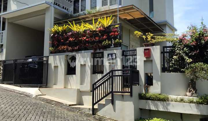 Rumah Jual, Jl. Saxophone Raya Rumah Jual, Jl. Saxophone Raya