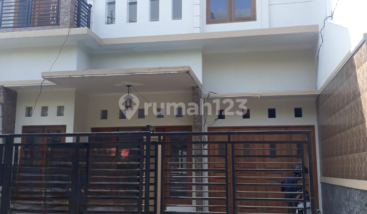 Rumah Jual, Jl. Selat Sunda