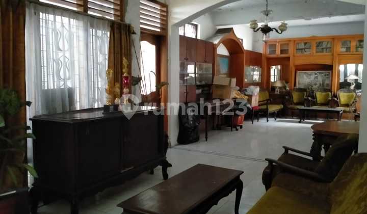 Rukost For Sale, West Kaliurang Street