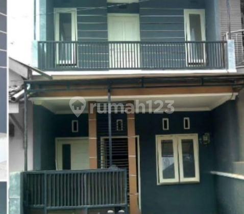 House for Sale. Jl. LA Sucipto