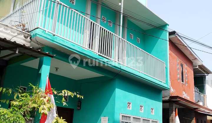 Rukost For Sale, Dewandaru Dalam Street