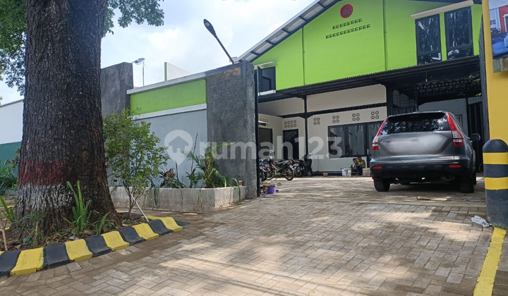 Warehouse for Rent, Komud Abd. Saleh St., Pakis