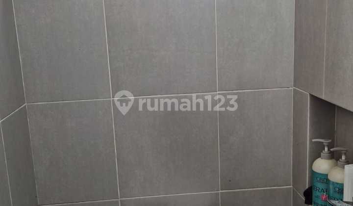 Rumah Sewa, Kvadra-Araya 2