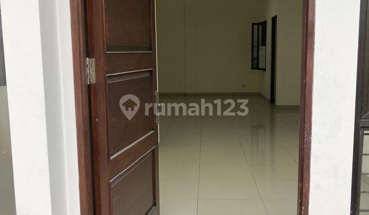 For Rent 6x15m2 Two-Storey House in Kosambi Baru 2