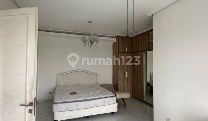 Disewakan Rumah Mewah Dan Siap Huni Di Green Lake City Cluster Australia  2