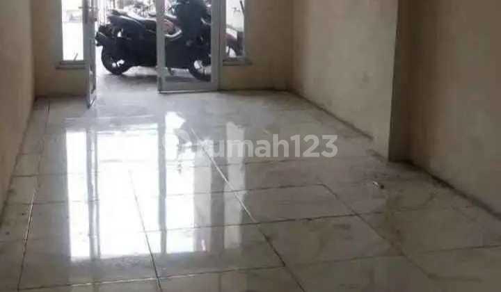 For Rent: 200m2 Ciledug Shop House, Affordable and Ready to Occupy