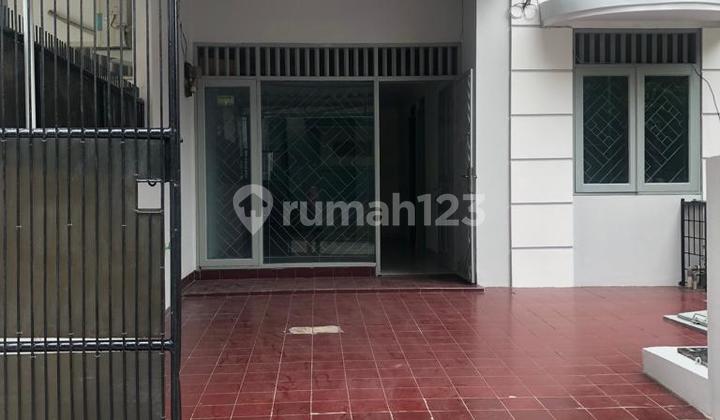Disewa Rumah Taman Semanan Indah 6x15 Jakarta Barat Strategis 2