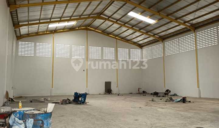 Warehouse for Rent, Plot with DPR (Building Permit), Ready to Use, 800M2 Warehouse for Rent, Plot with DPR (Building Permit), Ready to Use, 800M2