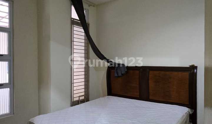 Disewa Rumah Green Lake City Amerika 8X18m2 Full Furnis Siap Huni 2