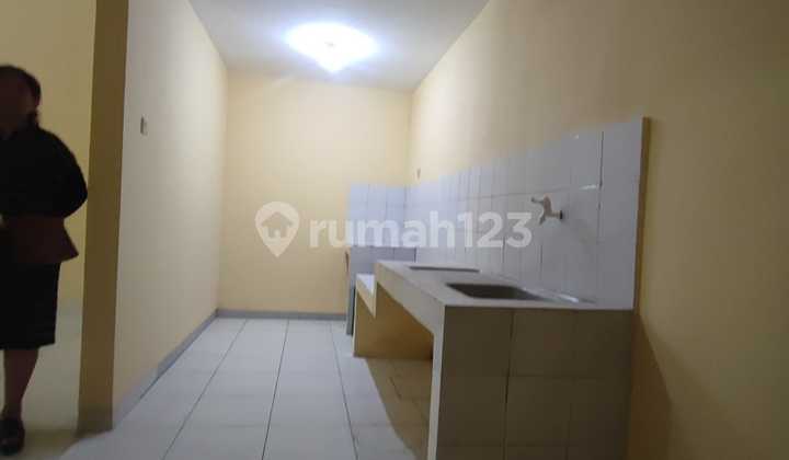 Disewa Rumah Taman Semanan Indah 7x18 Strategis Terjangkau 2