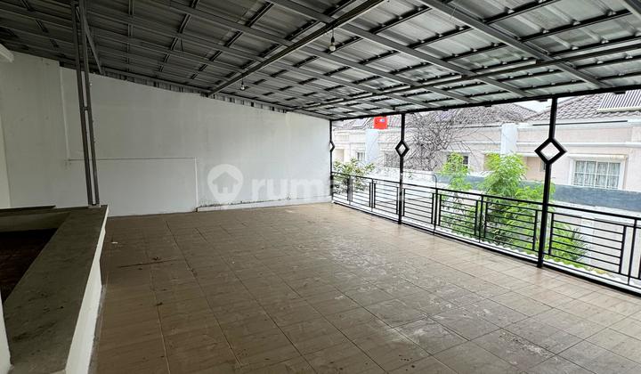 For Rent, Green Lake City, Europe Cluster, 10x25. 2