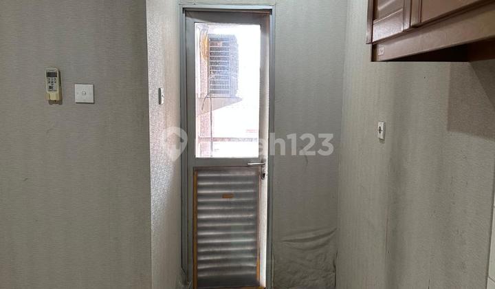 City Resort Apartment 4 Bedrooms Semi Furnished Strategic Location Near Airport, Easy Access Everywhere Orchid 2