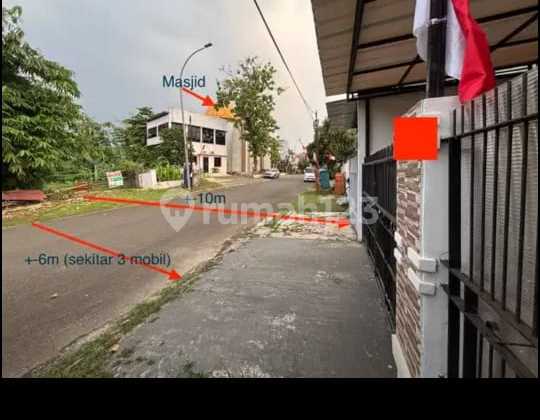 House in Bsd with Many Rooms Nusaloka 2