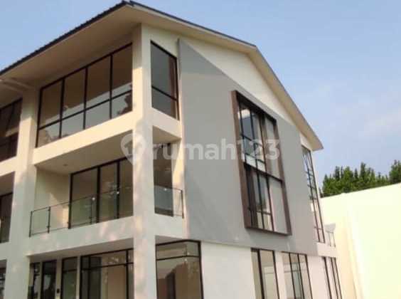 Ruko 3 Lantai Siap Huni Lokasi Strategis di Lippo Karawaci, Tangerang