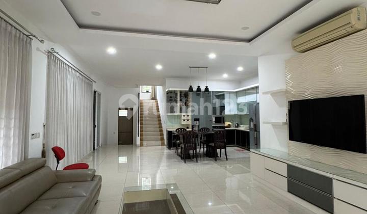 For Rent Neat Cajuputi House, De Park For Rent Neat Cajuputi House, De Park