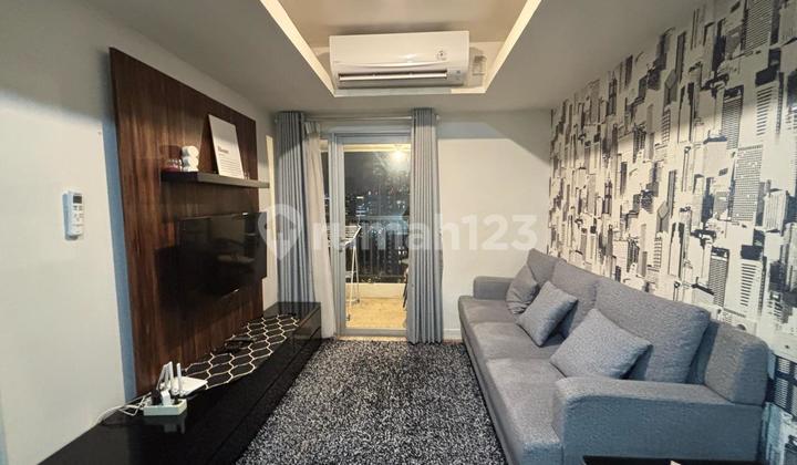 Rent 2 Bedrooms at The Wave with Good Furnishings, Strategic Location Comfortable Living