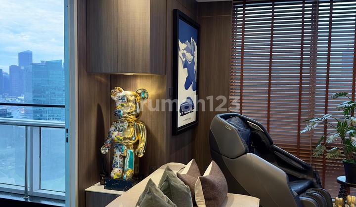 For Sale: The Masterpiece Apartment with 2 Bedrooms, Good Furnishings 2