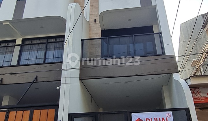 RUKO SUPER DUPER STRATEGIS. JARANG ADA. BELAKANG PS KOPRO RUKO SUPER DUPER STRATEGIS. JARANG ADA. BELAKANG PS KOPRO