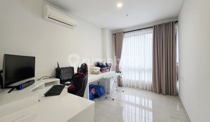 Dijual Cepat Strategis Tengah Kota Apartemen Lloyd Type 2 BR Alam Sutera 2