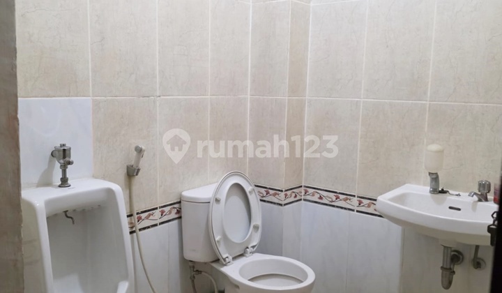 Dijual ruko 2 gandeng strategis di Jalan Raya Serpong dekat tangga penyebrangan sebrang perumahan Less Belles Mainson 2